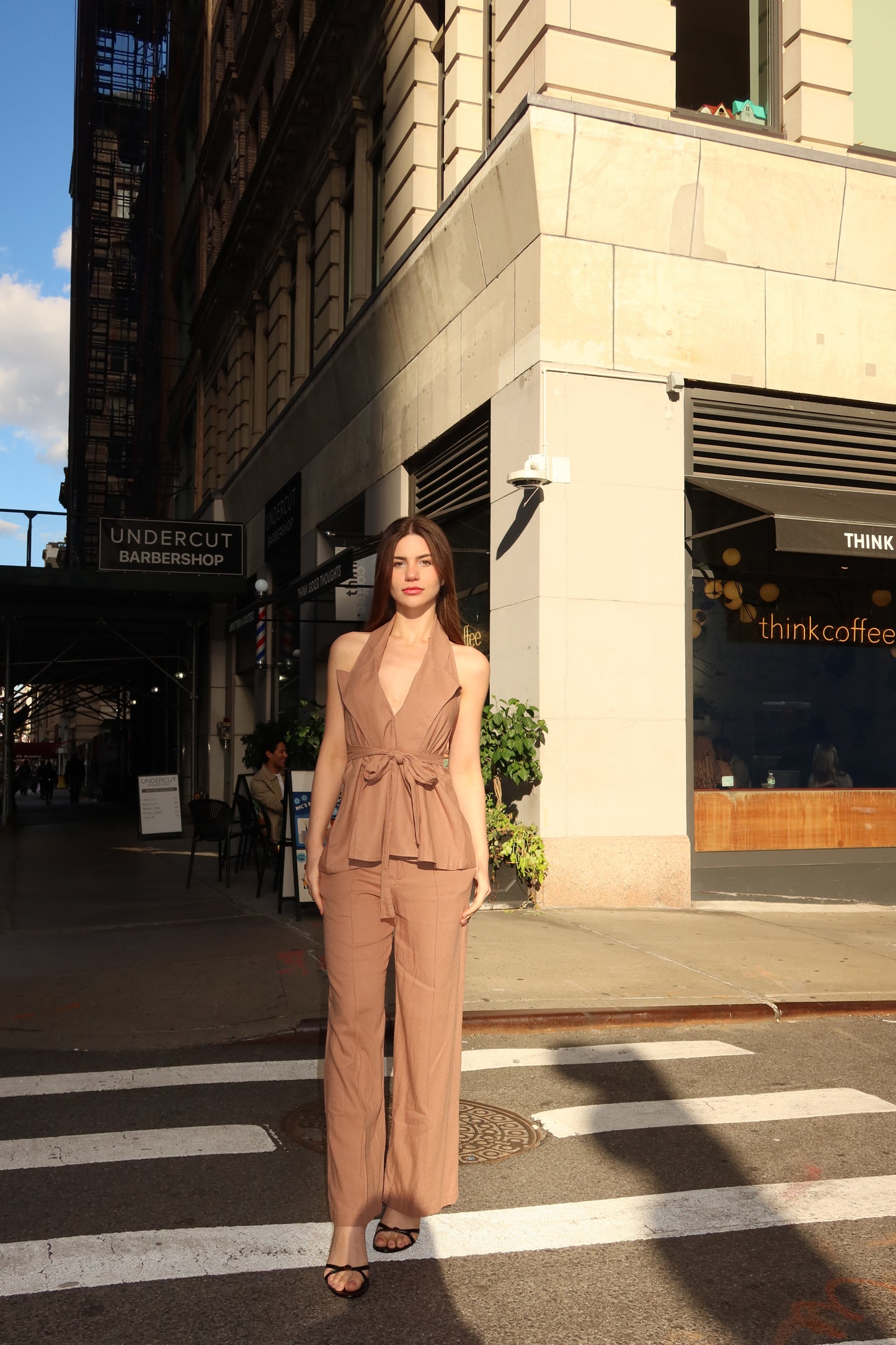 Fifth Avenue Linen Set